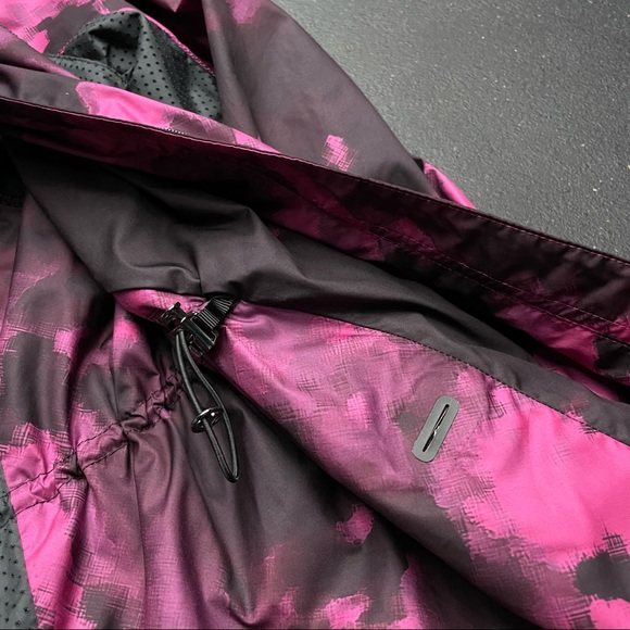 VINTAGE lululemon Vent It Out Jacket wmns sz 6 - Picture 8 of 15